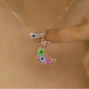 18k Gold Plated Flower Crescent Moon Pendant Necklace
